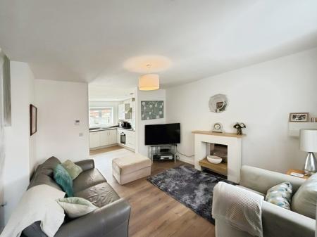 Flat Gibson Way in East Lindsey