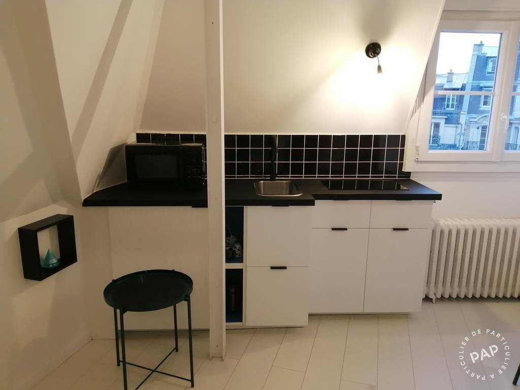 Room Rue Berteaux-Dumas in Neuilly-sur-Seine