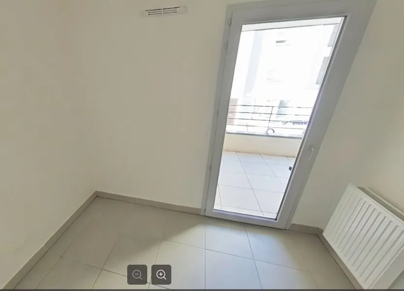 Flat Rue Dhuoda in Nîmes