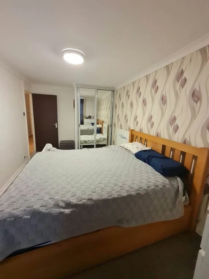 Room Brunswick Road in Greater London