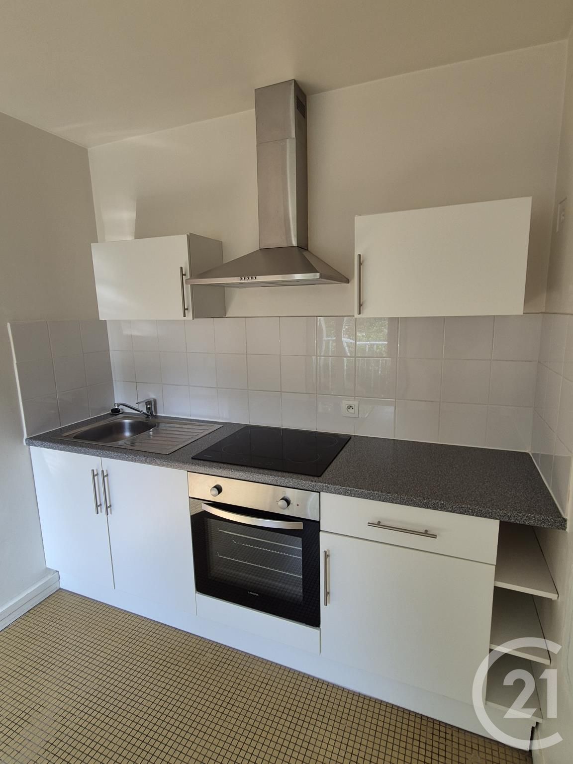 Flat Rue d'Ernemont in Rouen