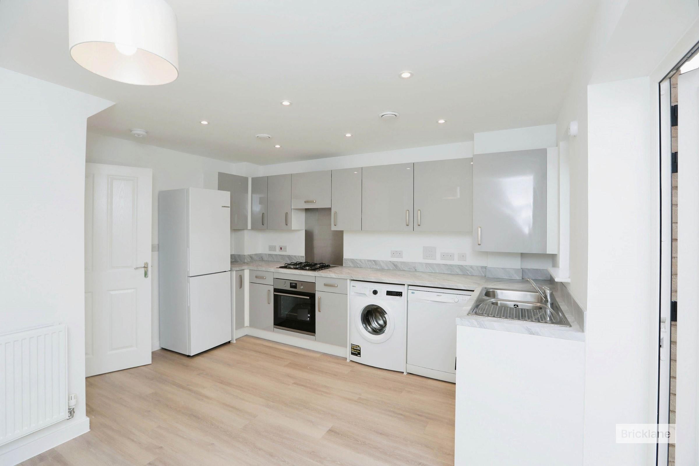 House Quarterdeck Walk in Gillingham