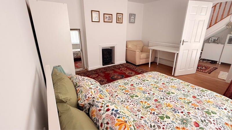 Room Doyle Avenue in Cardiff