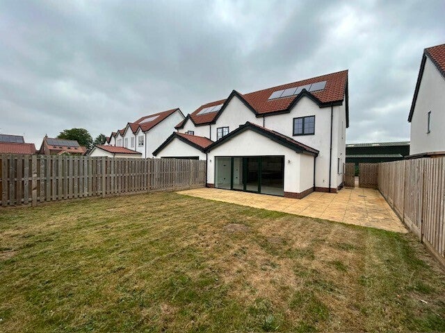 House The Orchard in Lincoln