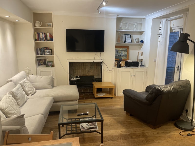 Room Collingham Place in Greater London