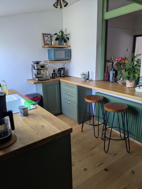 Room Bradley Crescent in Bristol