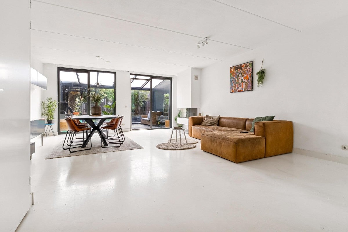 Tussenwoning te koop: Iskurstraat 8, Almere