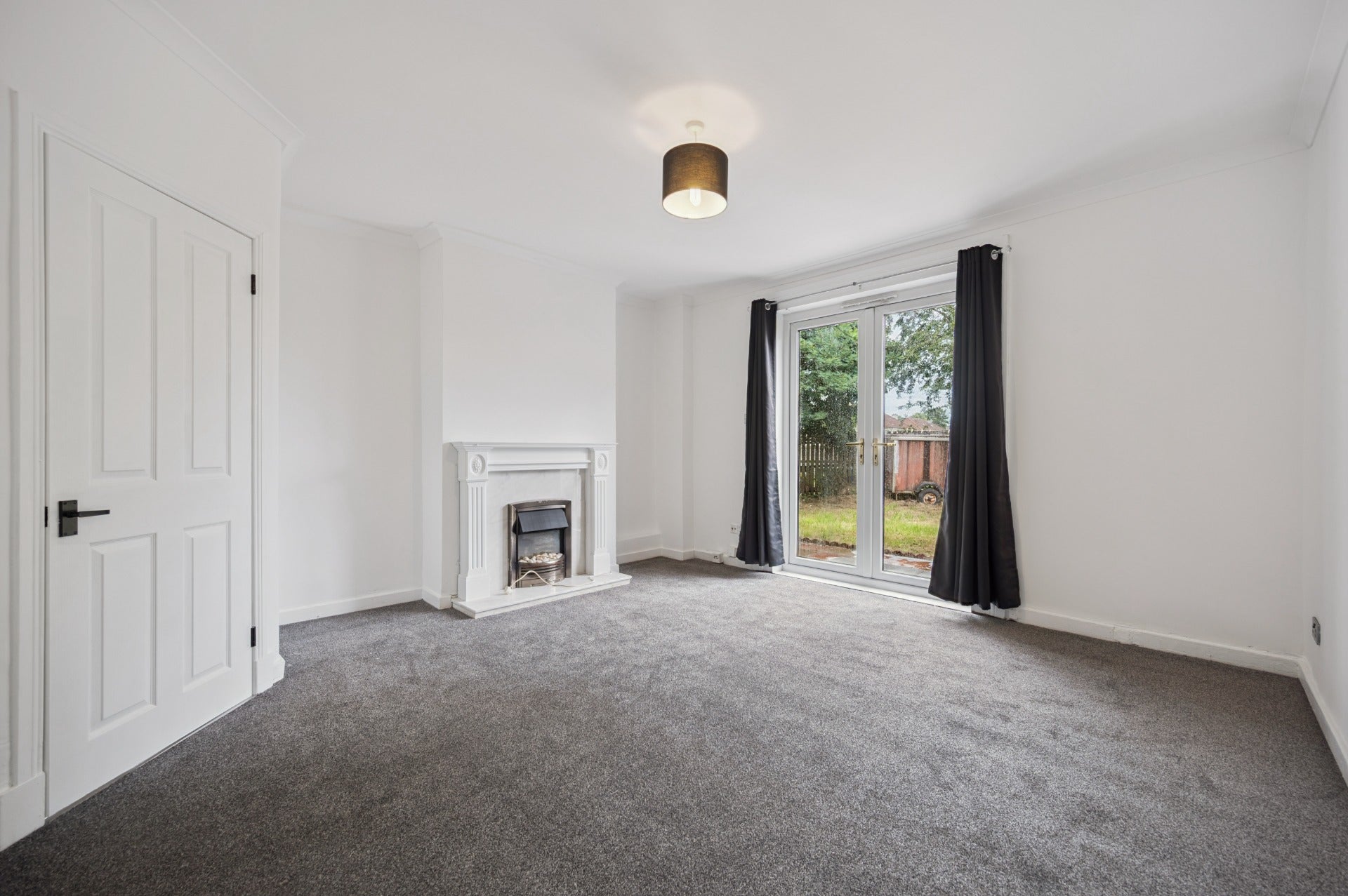 Flat Haughburn Road in Glasgow