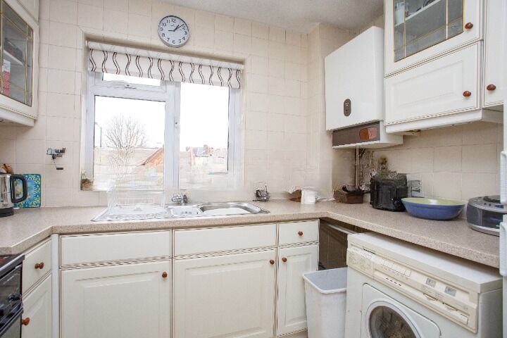 Flat Wyke Road in Greater London