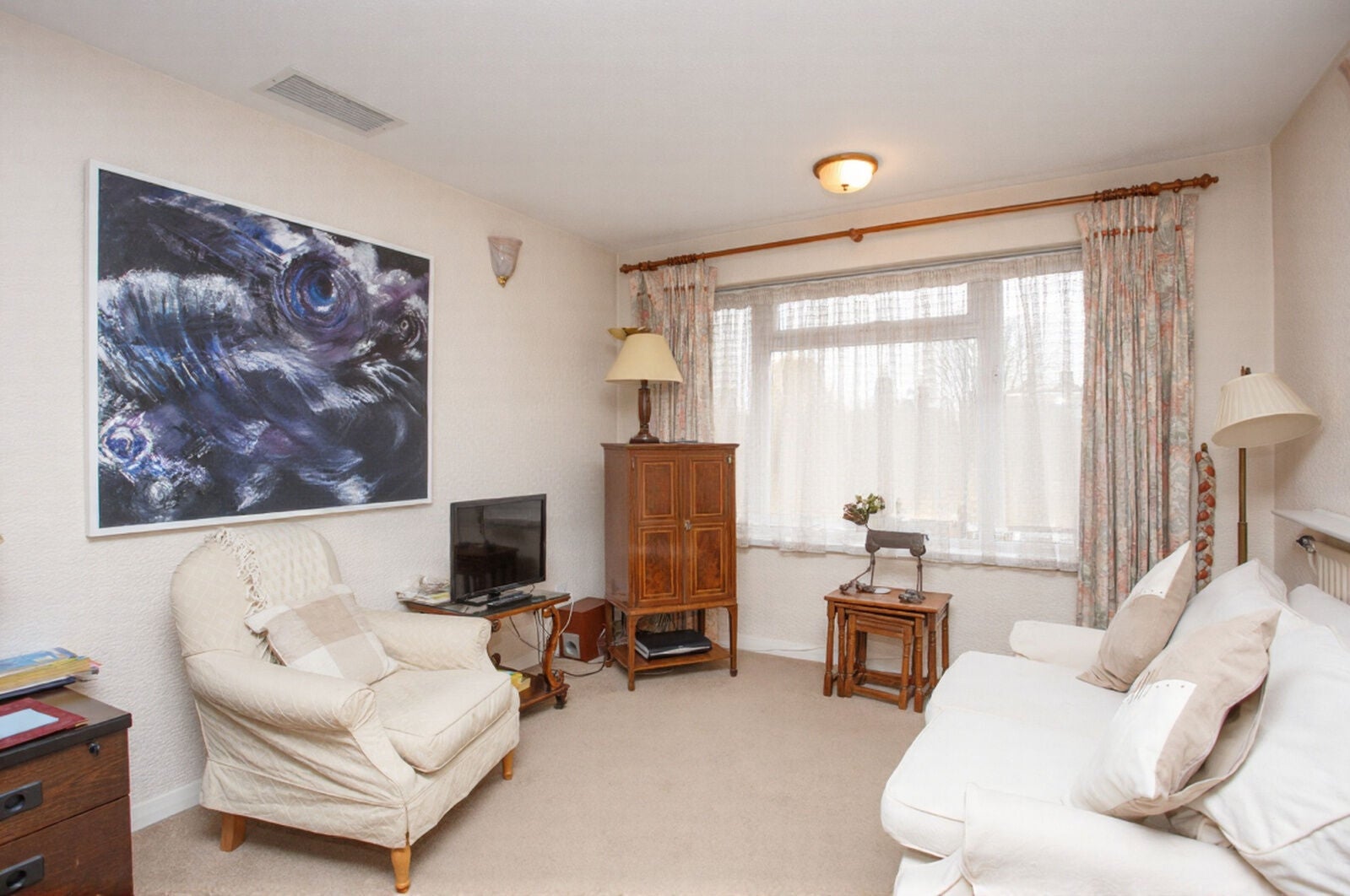 Flat Wyke Road in Greater London