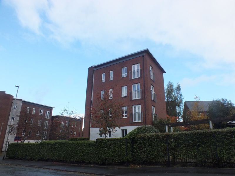Flat Greenhead Street in Stoke-on-Trent