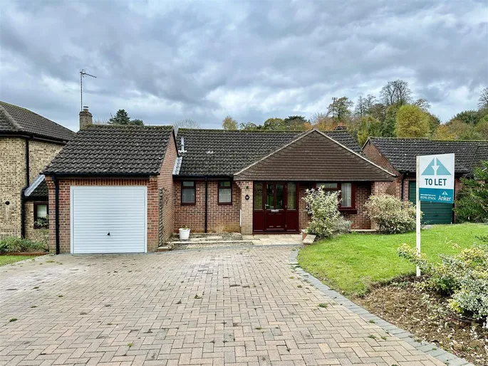 House Foscote Rise in Cherwell District