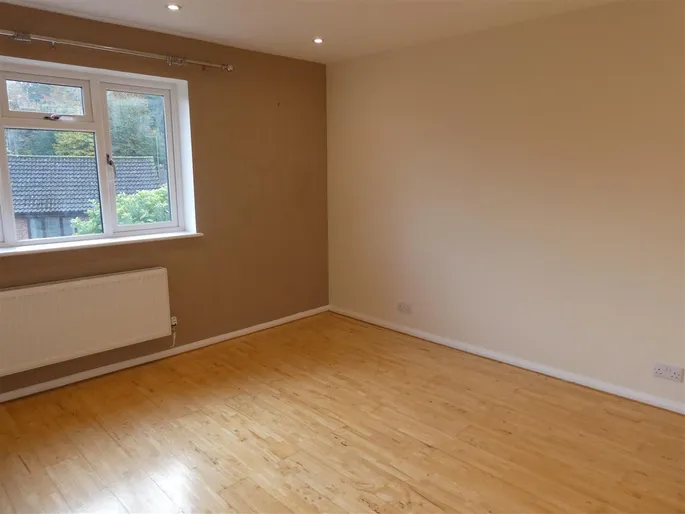 House Foscote Rise in Cherwell District