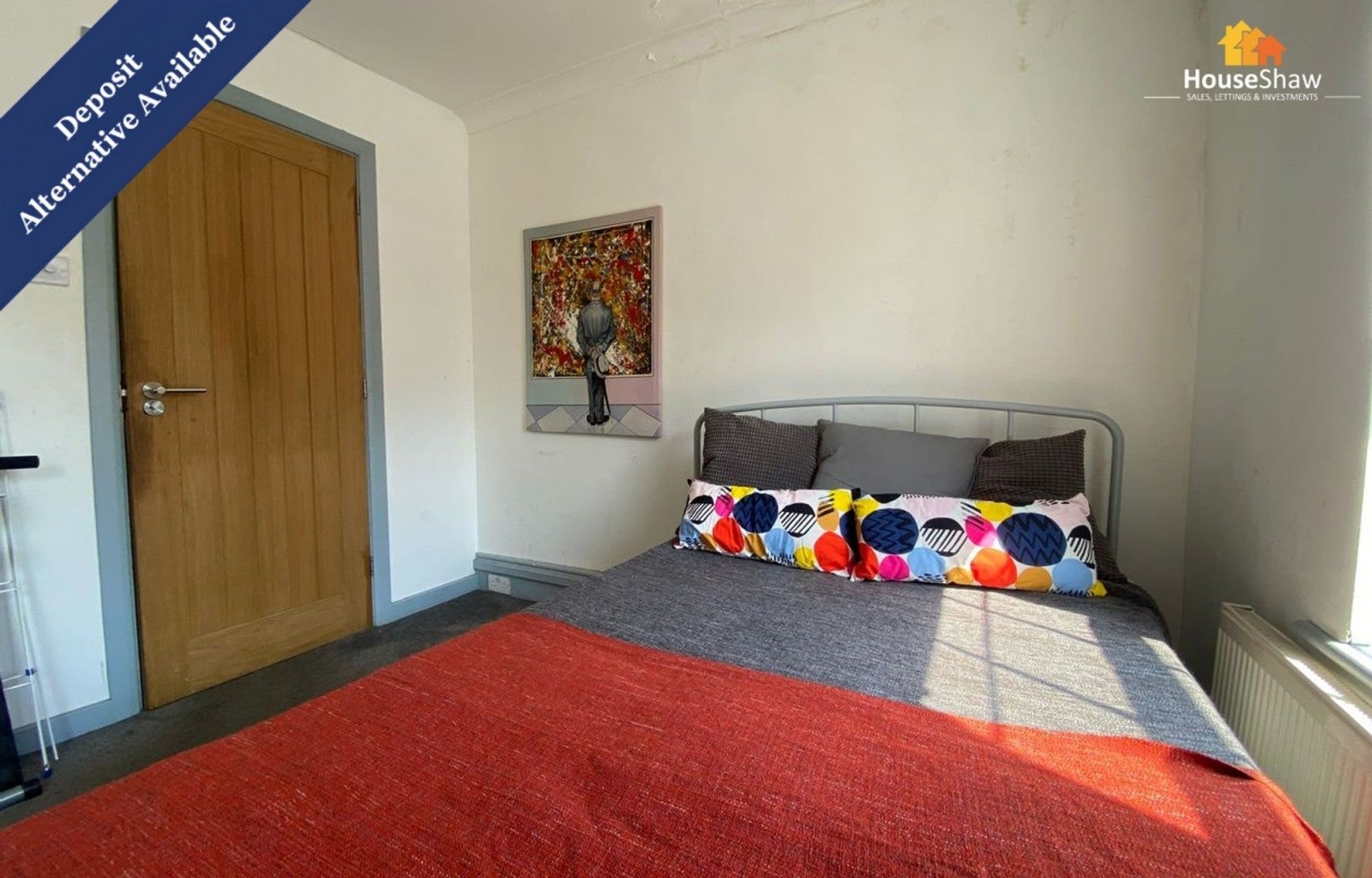 Room Station Hill in Cookham Rise