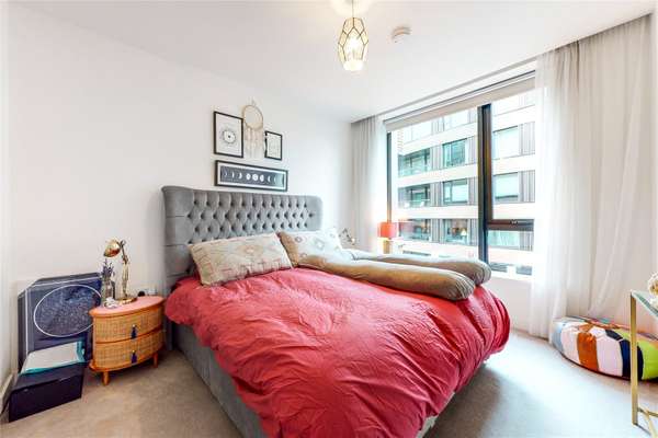 Flat Wood Lane in Greater London