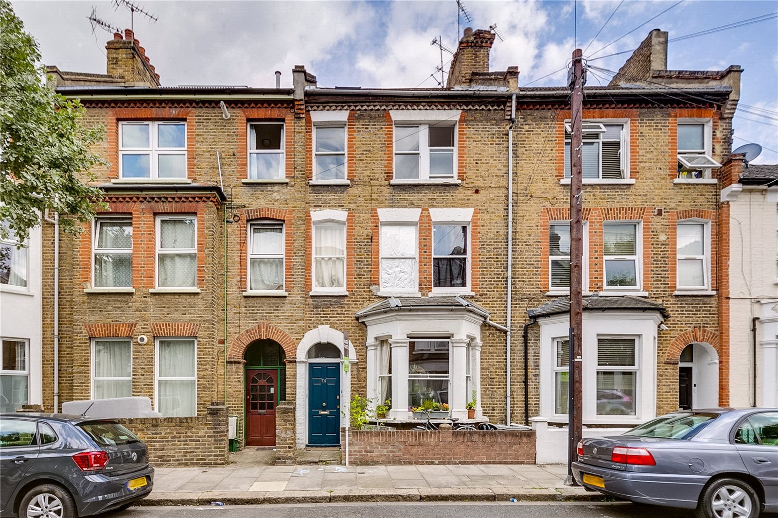 Flat Tunis Road in Greater London