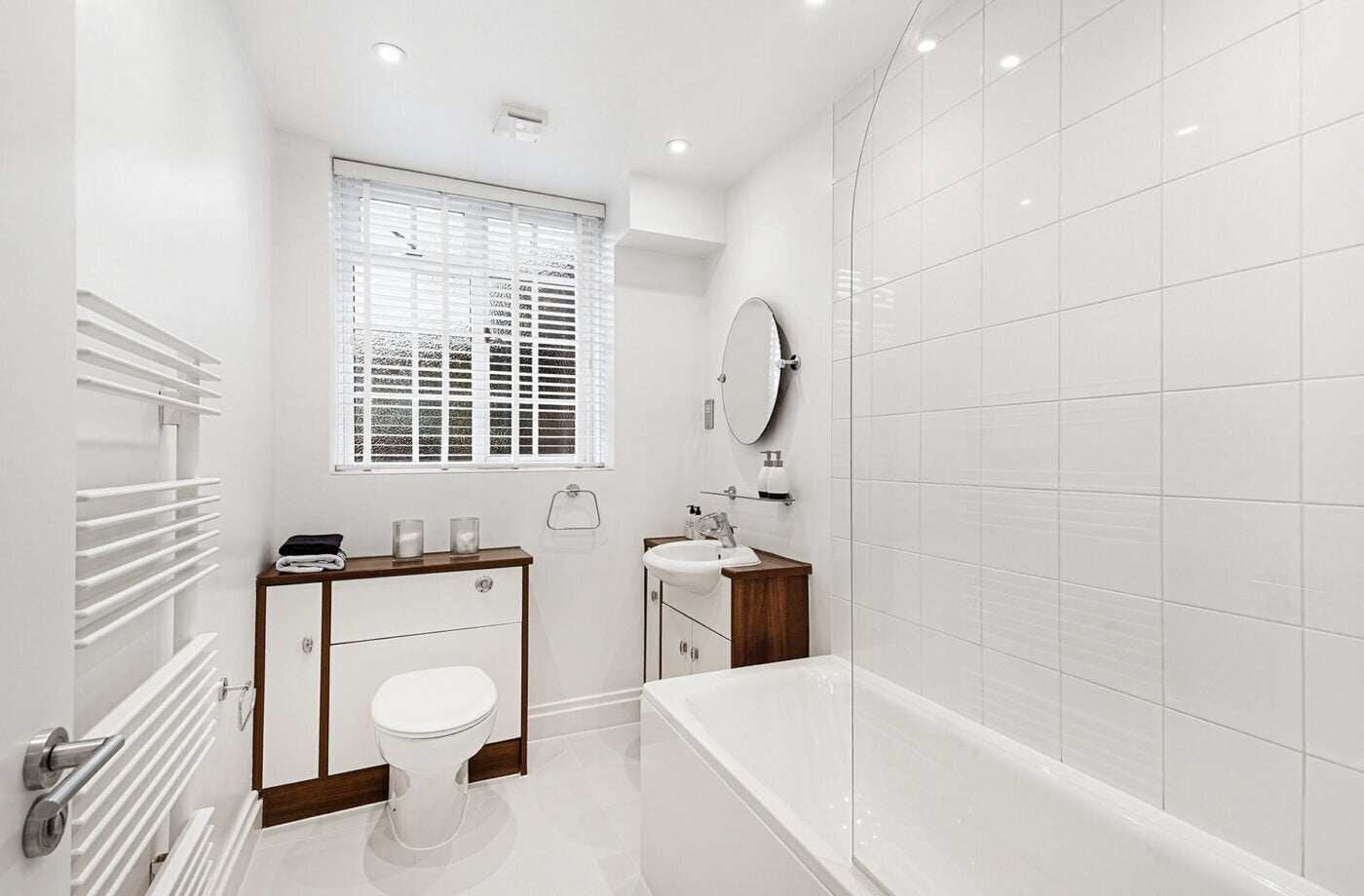 Flat Phillimore Walk in Greater London