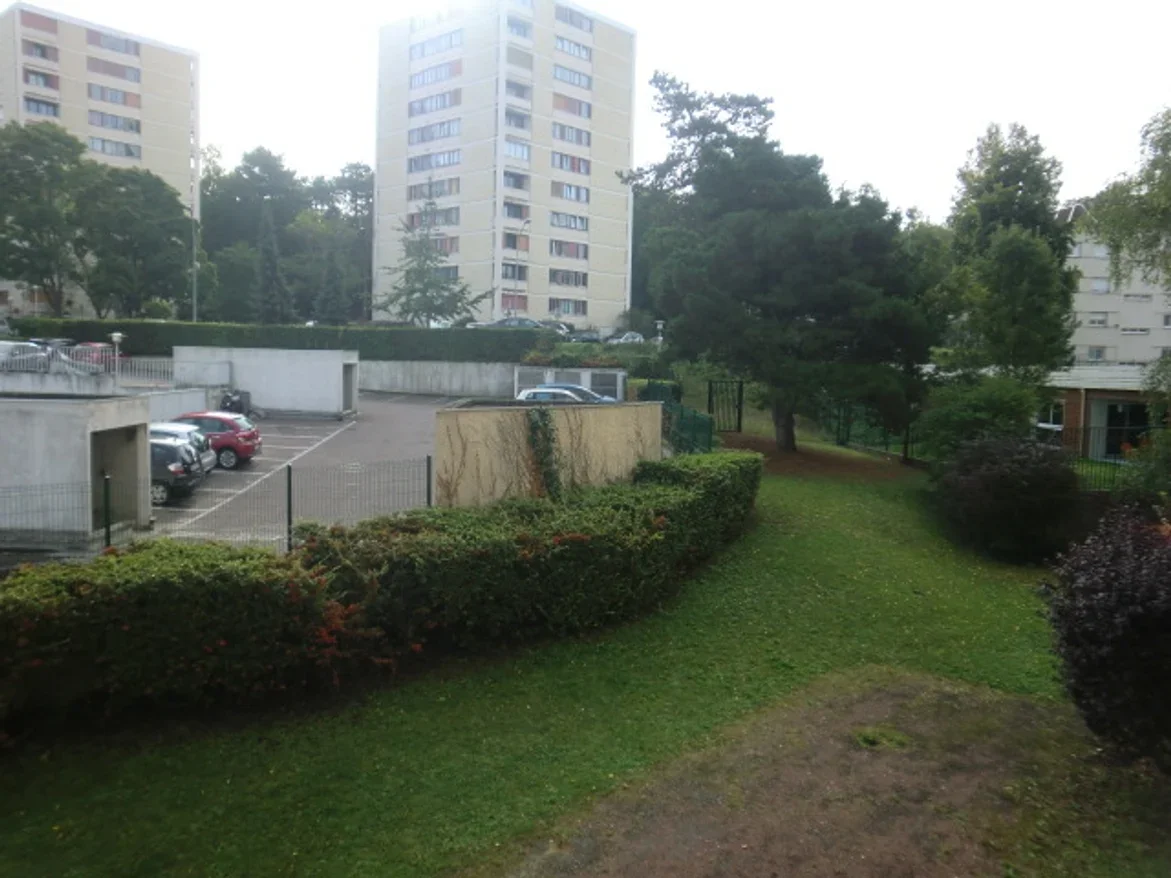 Flat Rue de la Bruyère in Poissy