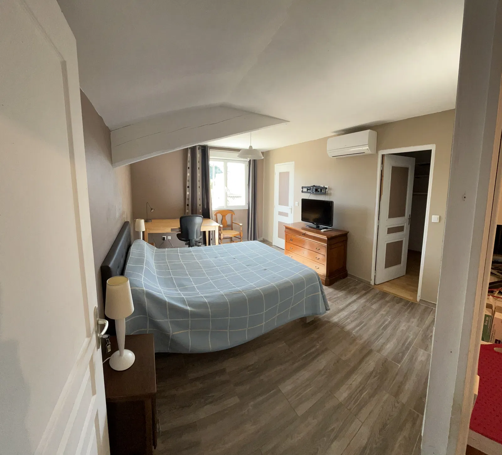 Room Rue des Gloriettes in Villeneuve-lès-Béziers