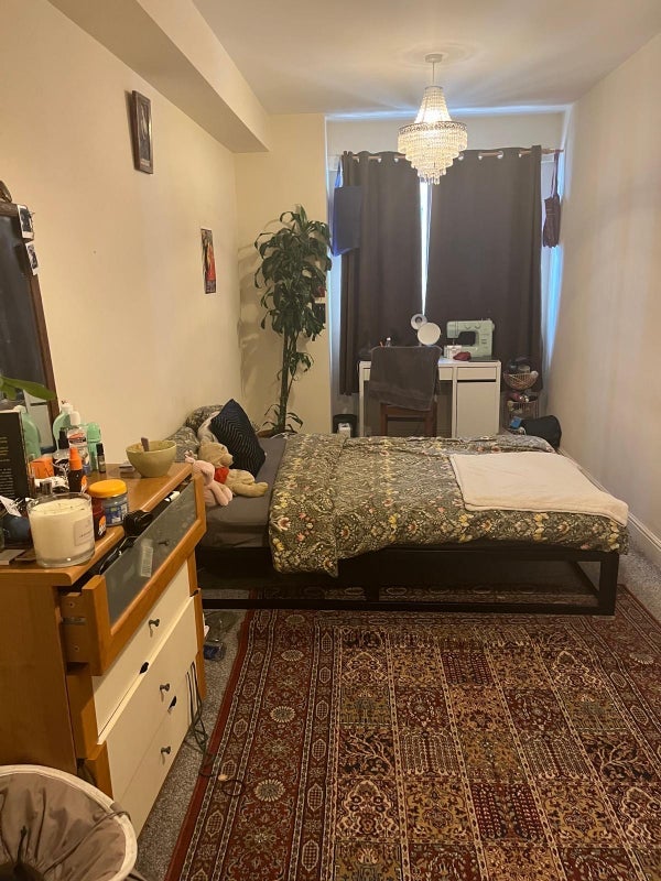 Room Dickinson Street in Manchester