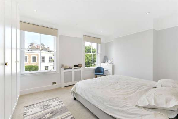 House Marcilly Road in Greater London