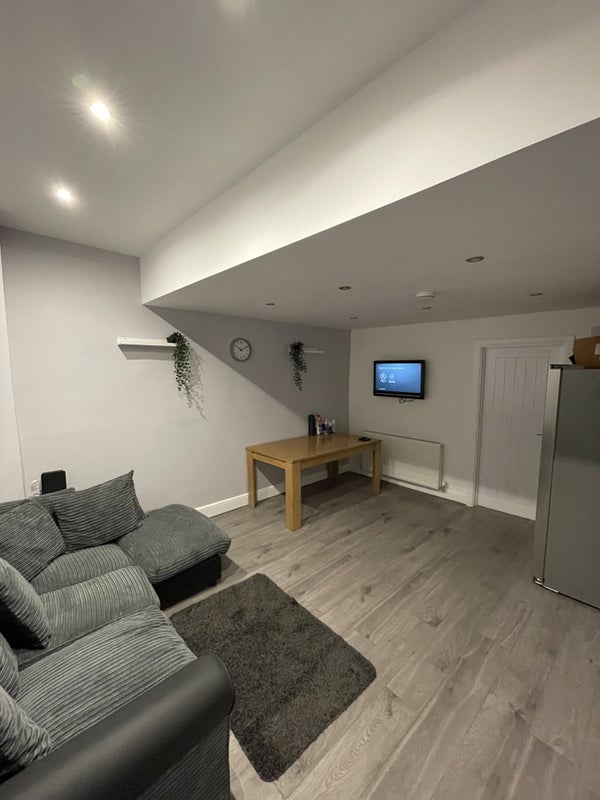 Room Linthorpe Road in Middlesbrough