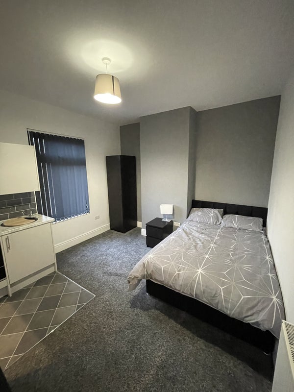 Room Linthorpe Road in Middlesbrough