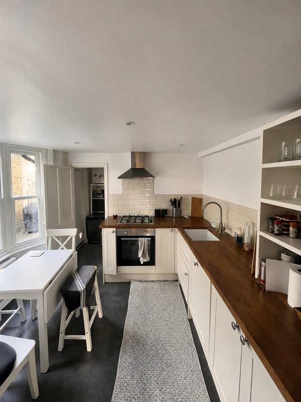 Room Marmont Road in Greater London