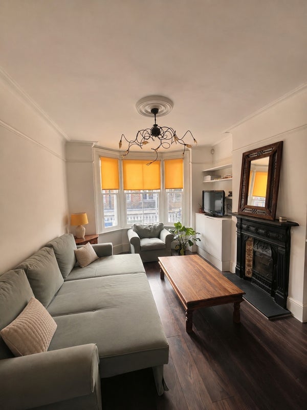Room Marmont Road in Greater London