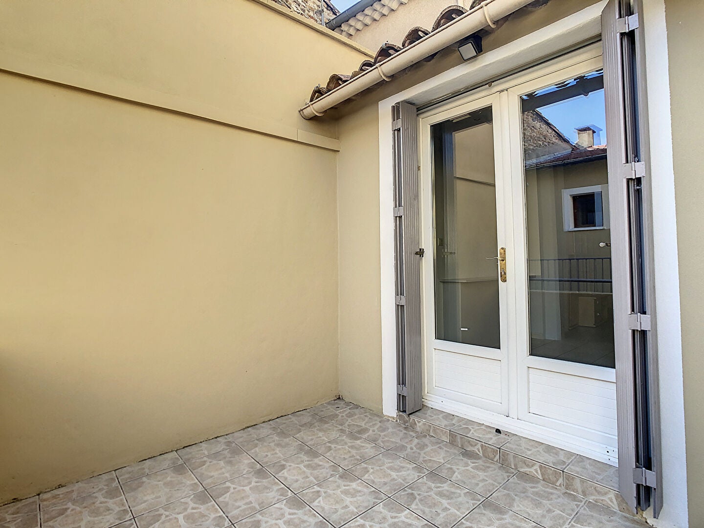 Flat Place Saint-Martin in Montélimar