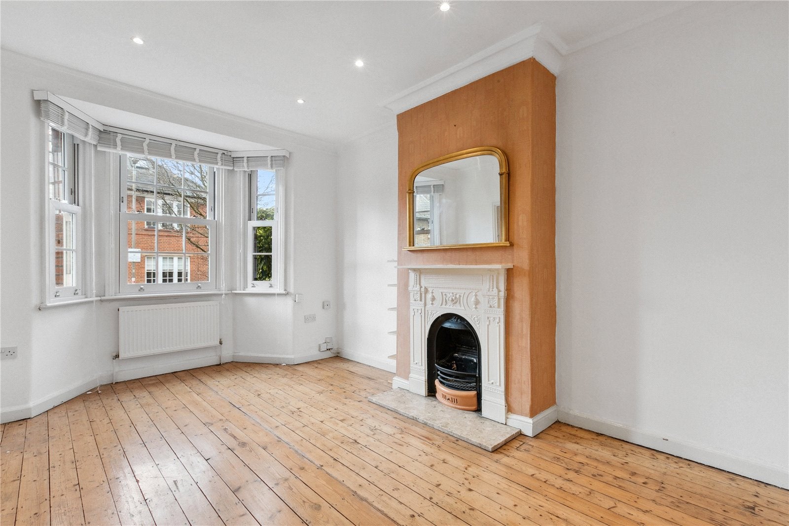 Flat Cowick Road in Greater London
