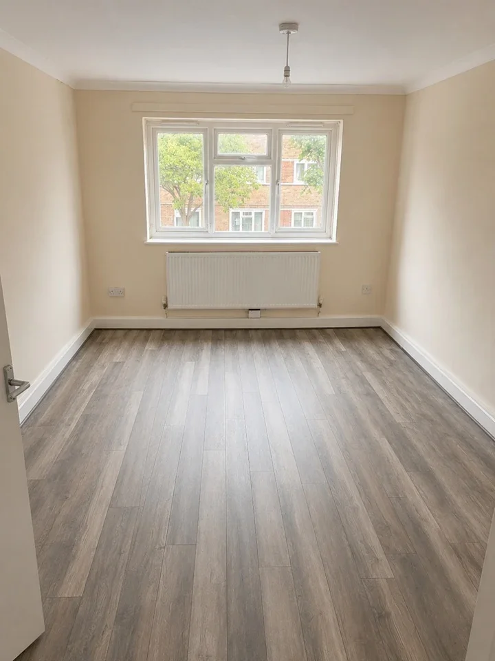 Flat Devon Close in Greater London