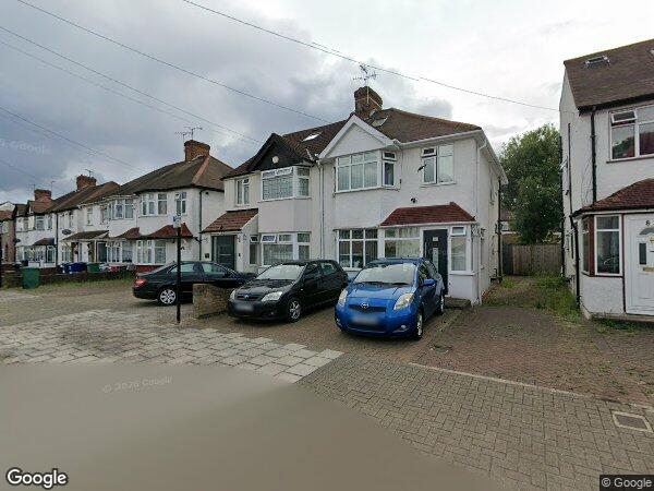 Flat Axholme Avenue in Greater London
