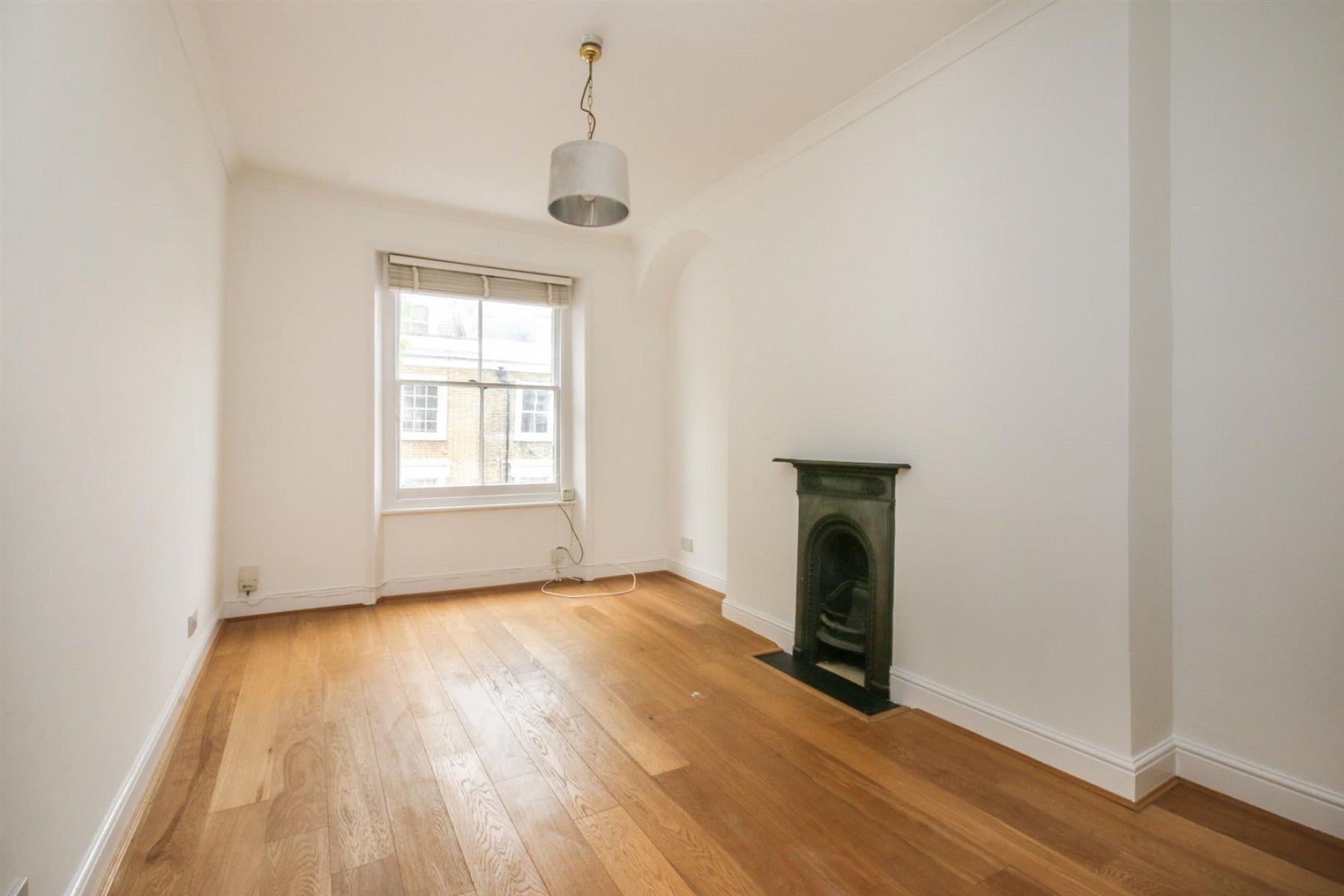Flat Battishill Street in Greater London