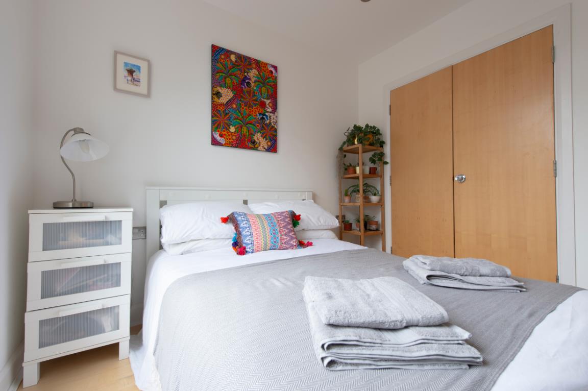 Flat Hertford Road in Greater London