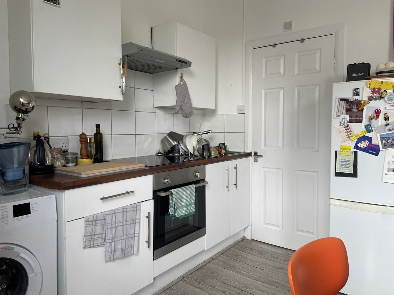 Flat Brockley Road in Greater London