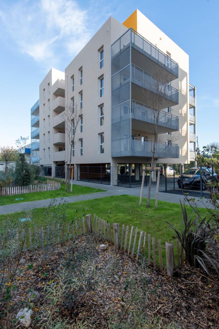 Flat Route de la Crau in Arles