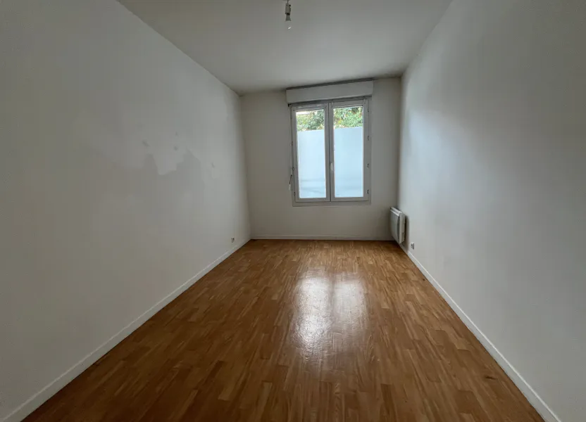 Flat Rue Monplaisir in Coulommiers