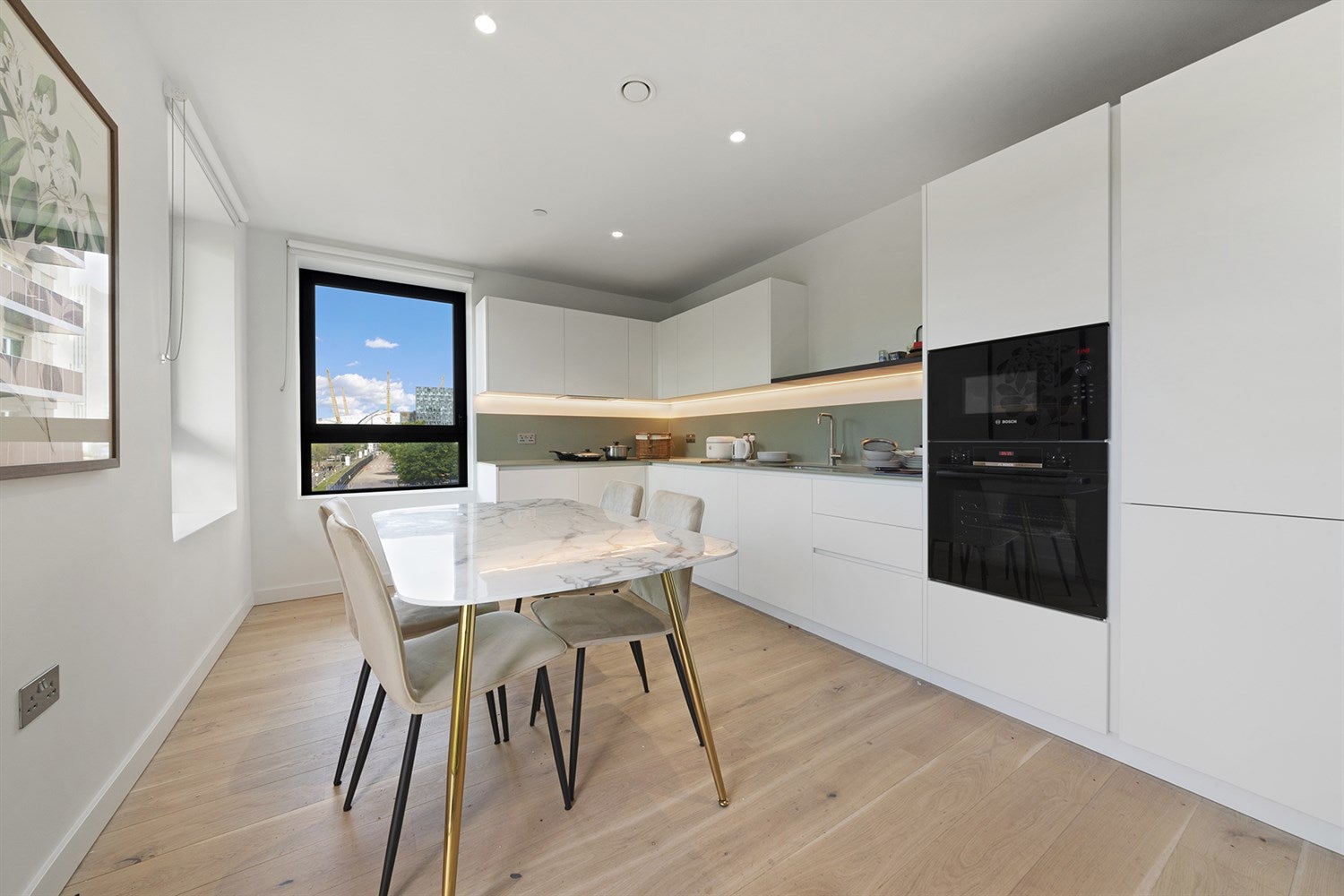 Flat East Parkside in Greater London