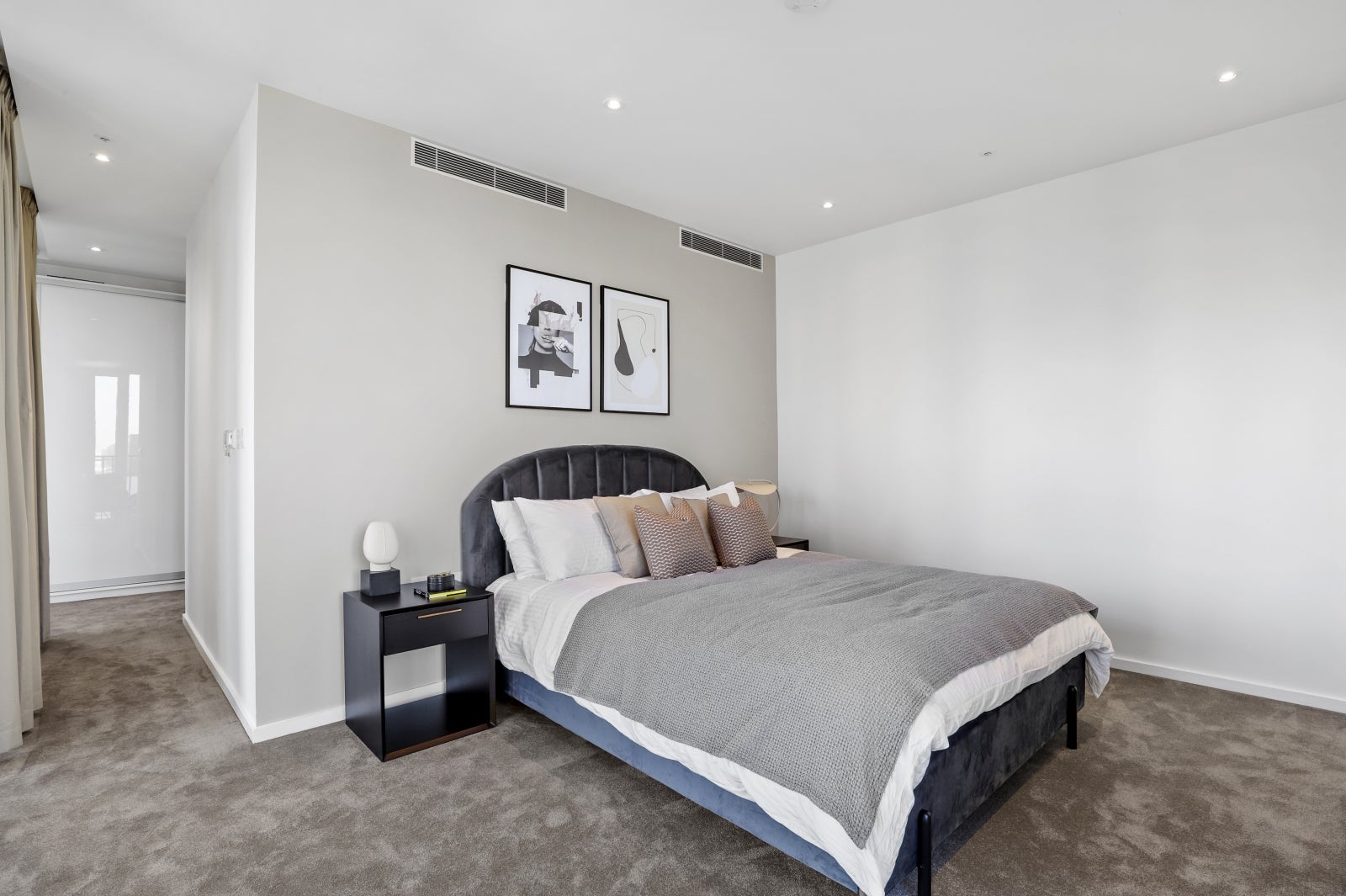 Flat Celebration Avenue in Greater London