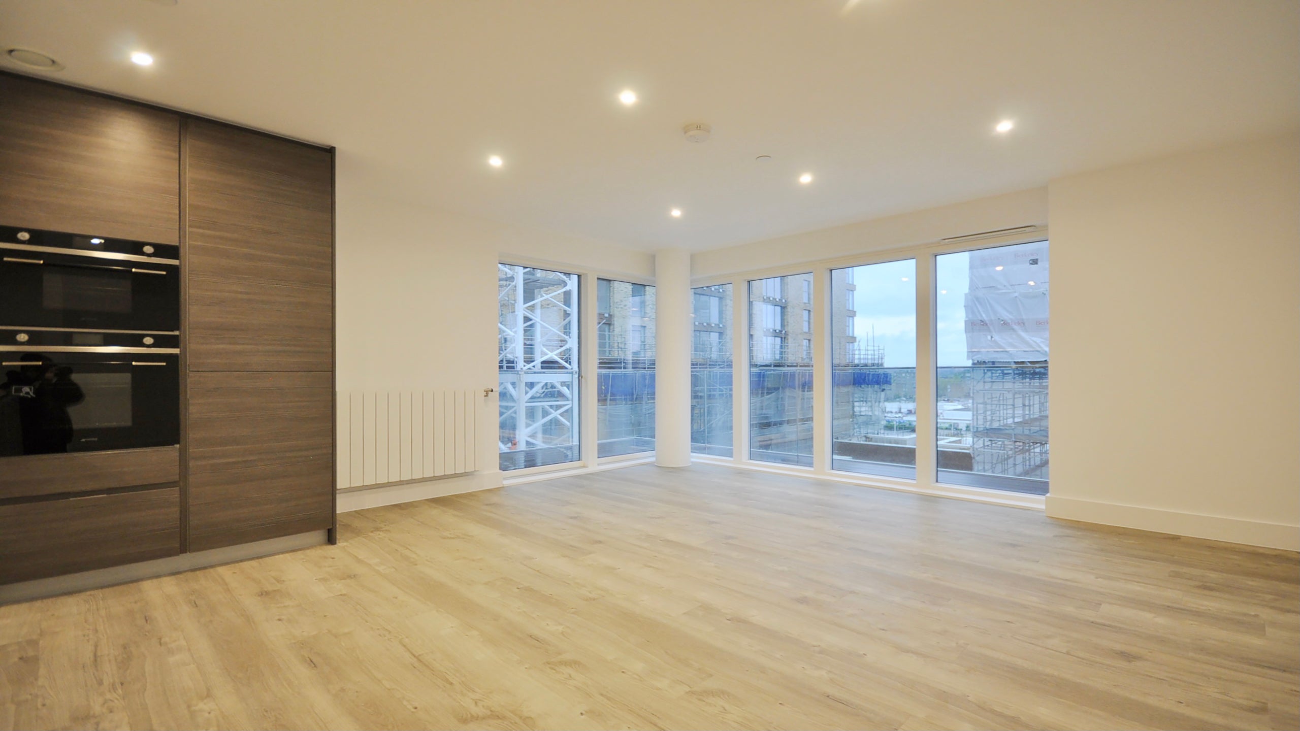 Flat Pegler Square in Greater London