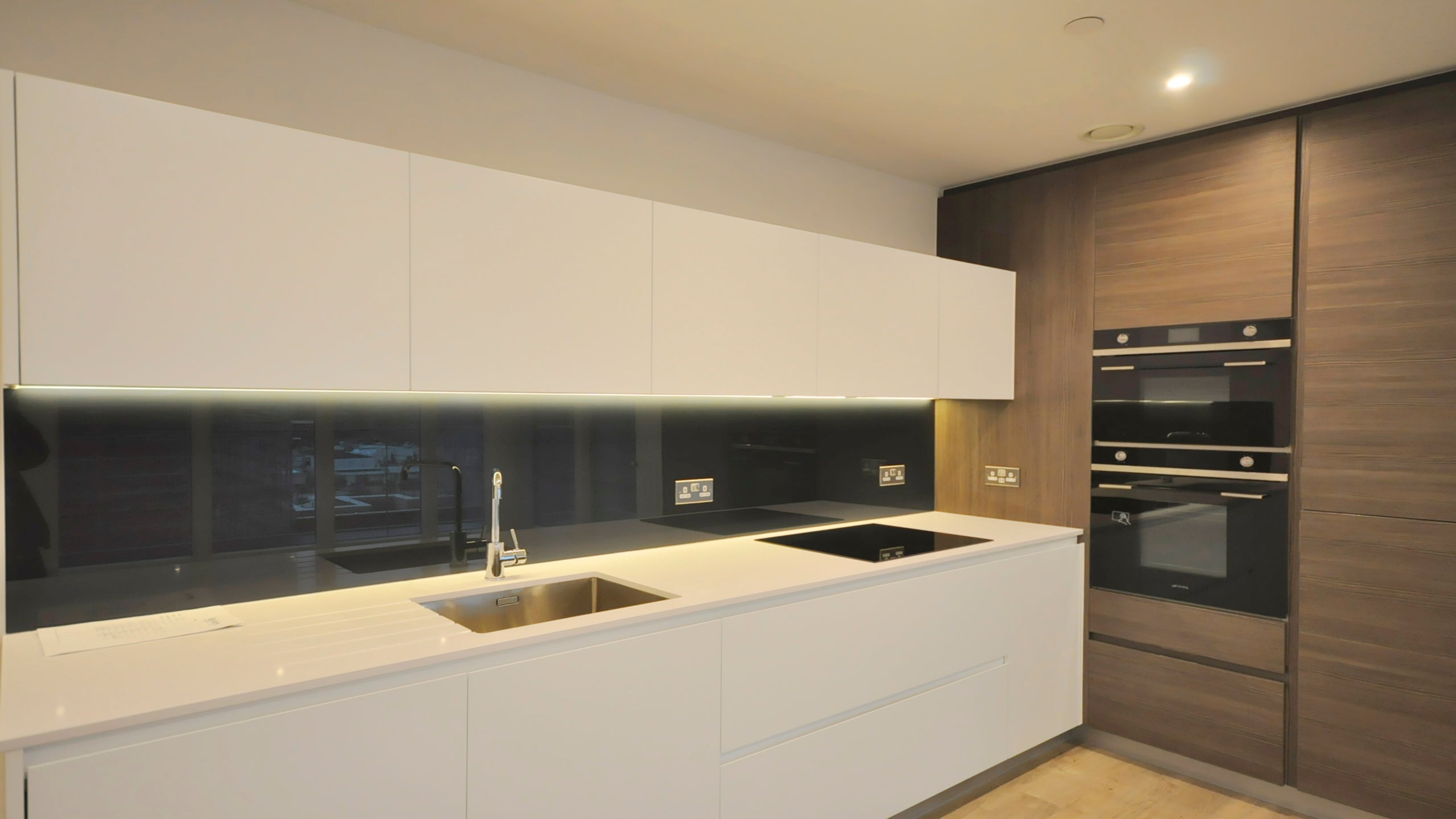 Flat Pegler Square in Greater London