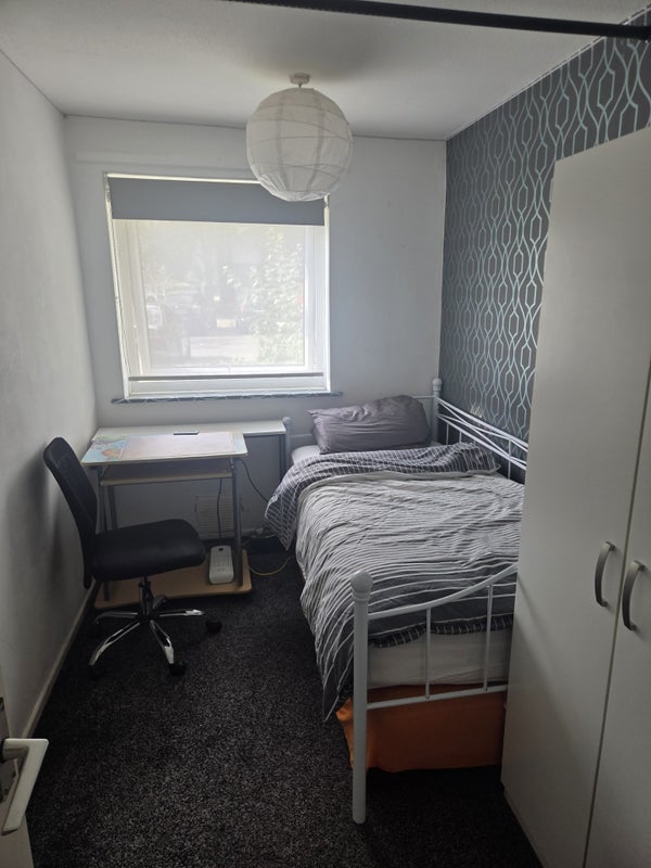 Room Pendlebury Drive in Leicester