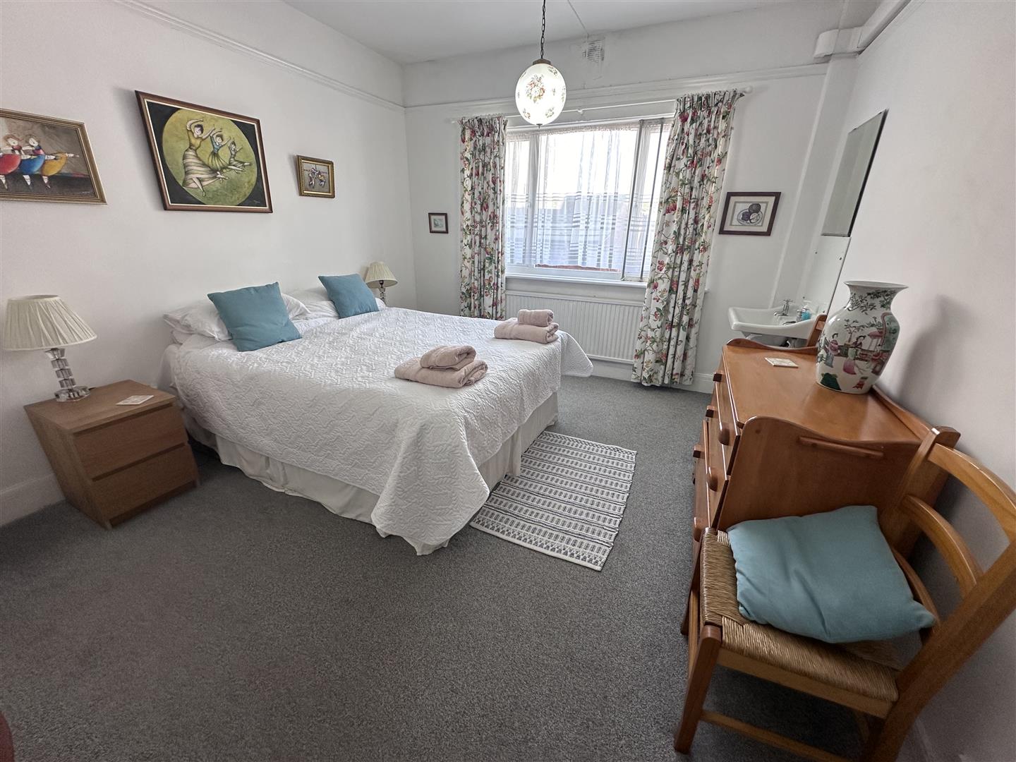 Flat West Parade in Rother