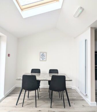 Flat Birchfields Avenue in Manchester