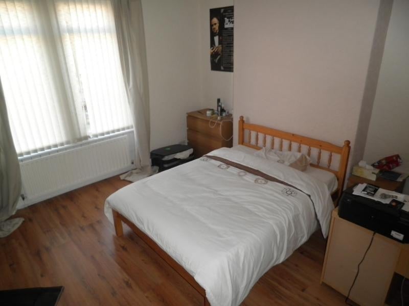 Flat Sixth Avenue in Newcastle upon Tyne