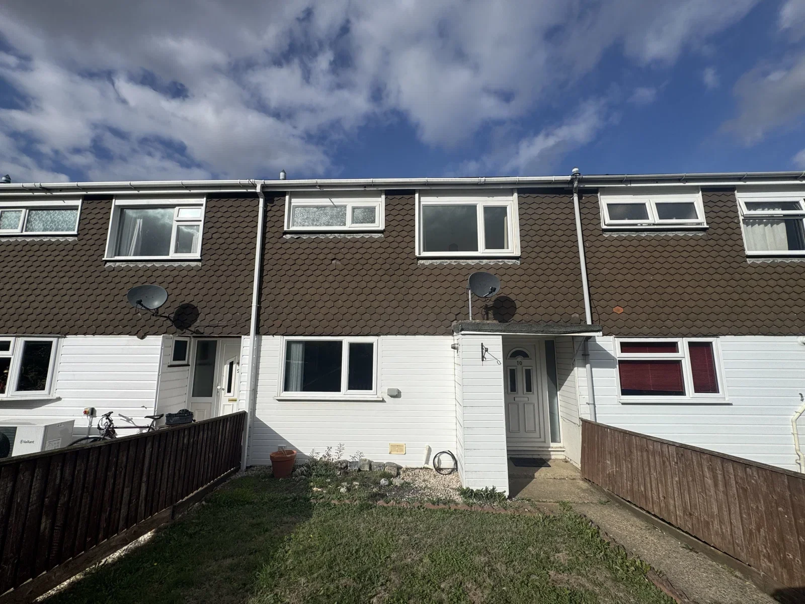 House Dickens Close in Braintree