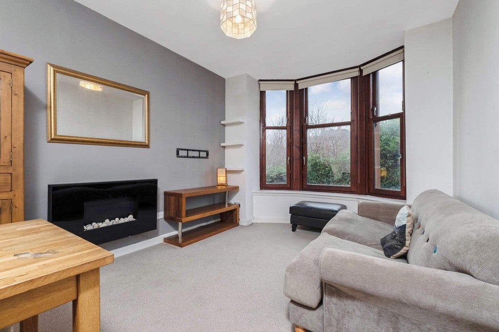 Flat Maule Drive in Glasgow