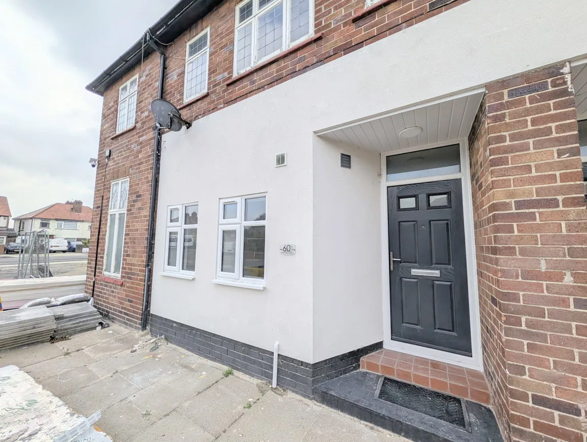 Flat Ranelagh Drive in Southport