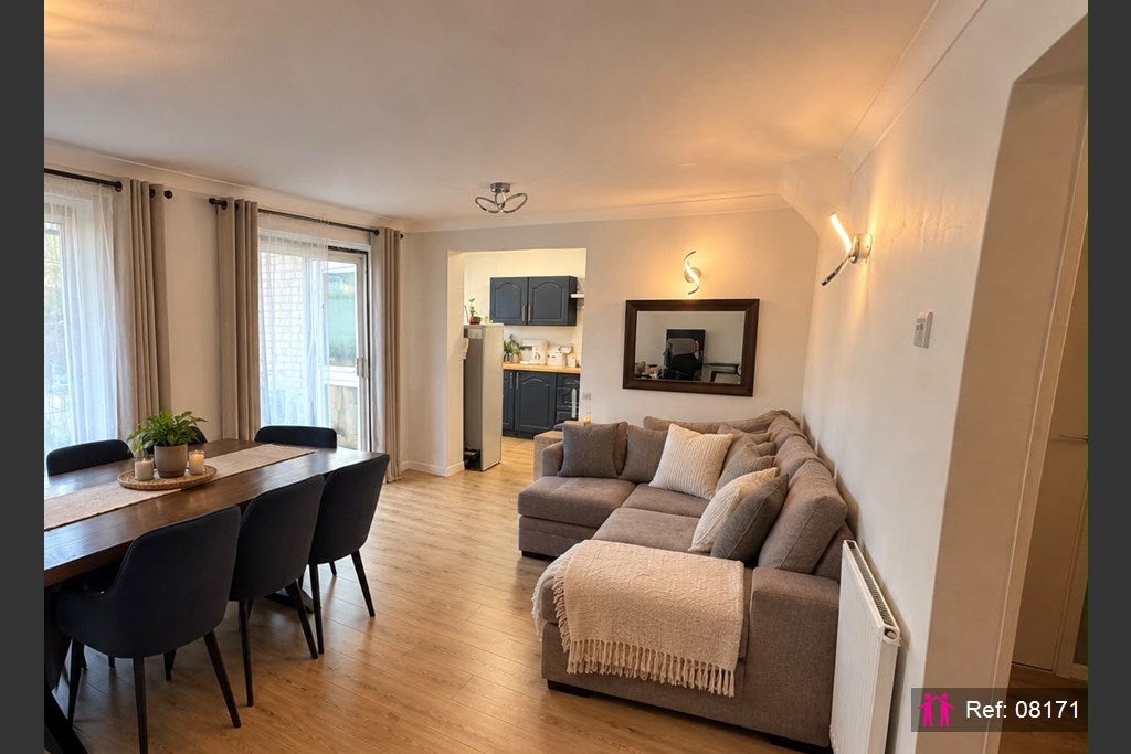 House Trispen Close in Halewood